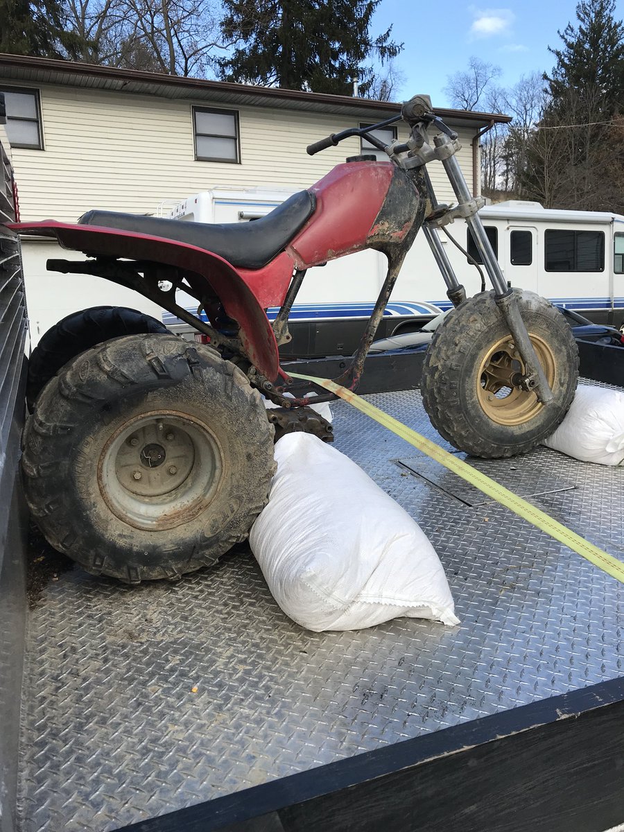sethhossparker's tweet photo. There’s nothing much cooler than getting to bring a piece of 1985 history back to it’s original glory. Many more restorations to come! #HondaATC200x https://t.co/HQvzdxTtDV