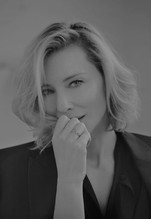 AssiduousAgent's tweet photo. 𝘉𝘦𝘢𝘶𝘵𝘺 𝘪𝘴 𝘯𝘰𝘵 𝘪𝘯 𝘵𝘩𝘦 𝘧𝘢𝘤𝘦,
𝘣𝘦𝘢𝘶𝘵𝘺 𝘪𝘴 𝘢 𝘭𝘪𝘨𝘩𝘵 𝘪𝘯 𝘵𝘩𝘦 𝘩𝘦𝘢𝘳𝘵. https://t.co/JL2Bea8Atm