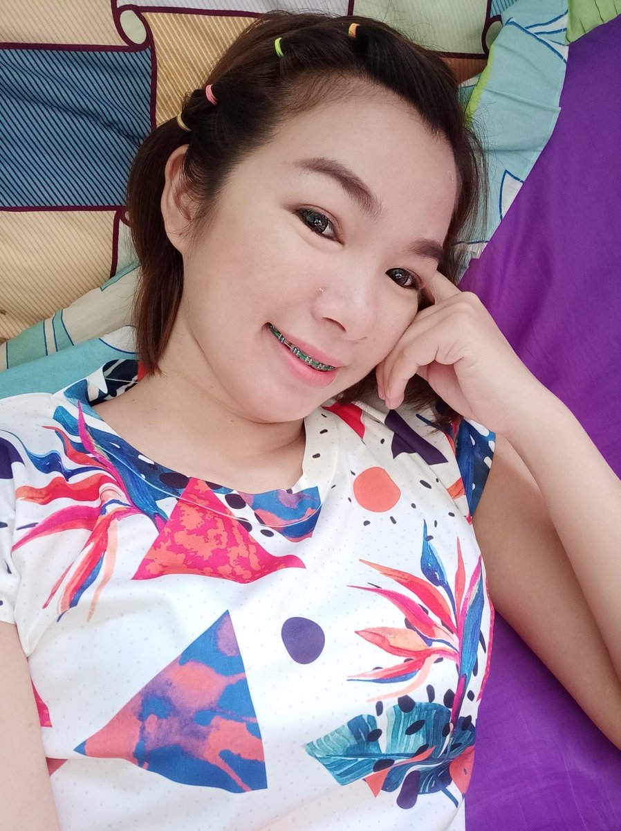 jomputsa's tweet photo. วันหยุด นอนกิน กินนอน 😘 https://t.co/PWmxlSfNr5