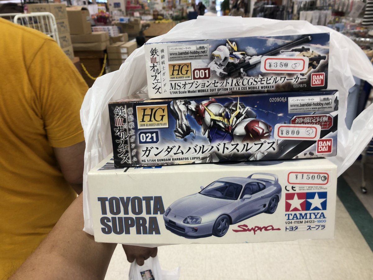 ট ইট র Hakoniwagiken 箱庭技研 買い物はしない予定が また誘惑に負けてしまいました まこと工房 さんにて 積むしかない状況なのに 自分が乗ってた車はスルーできません
