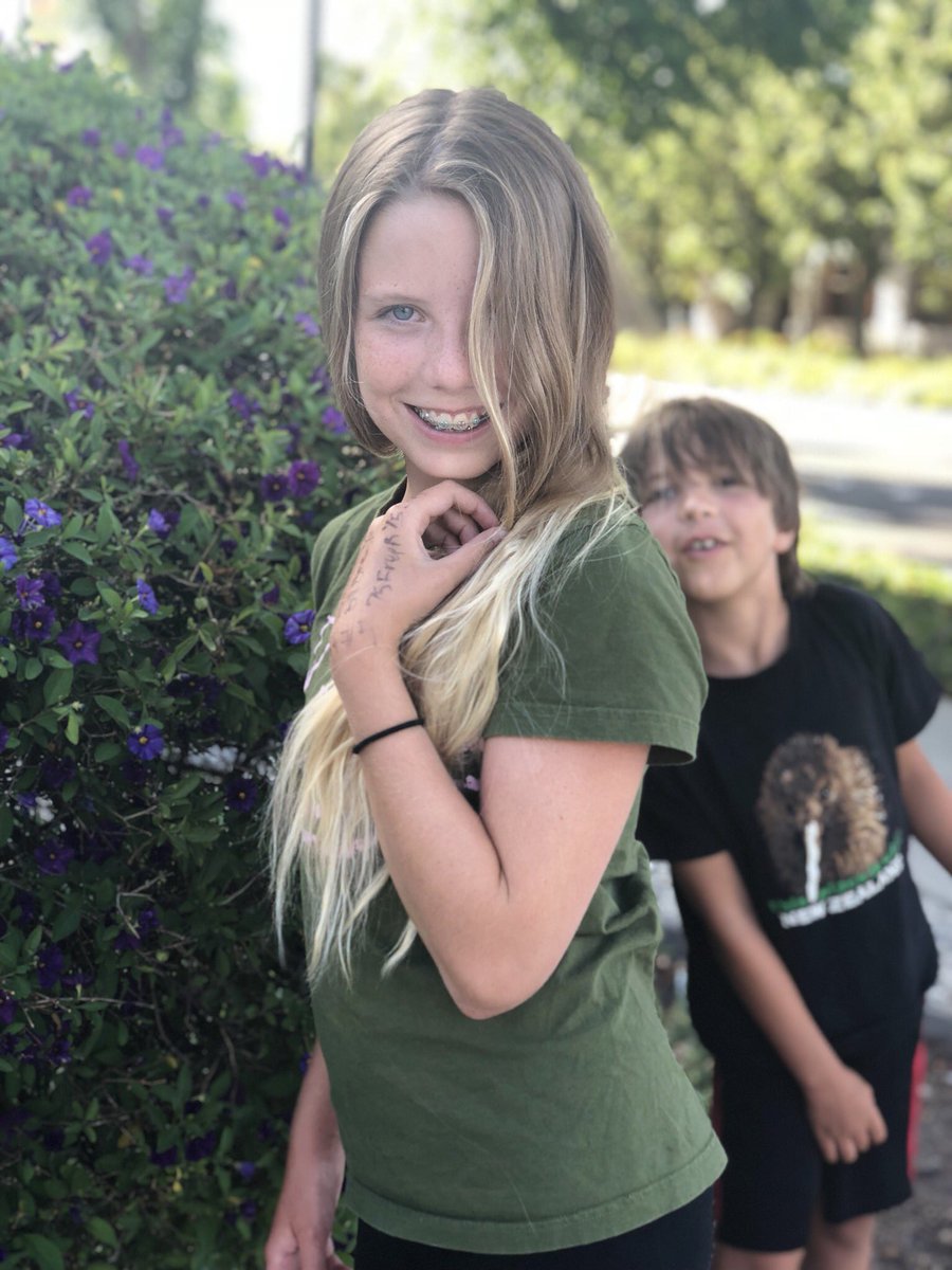BrynMagic's tweet photo. No one rocks a @K_recs shirt like my girl #Indierock #krecs #vintage https://t.co/OuFmzYXER2
