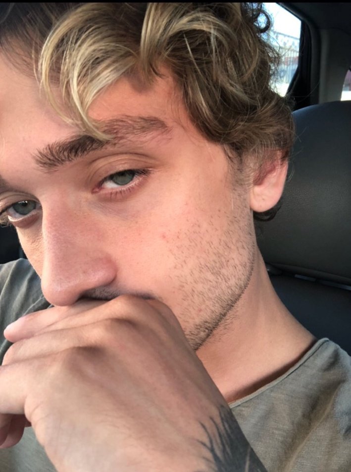 codysaintgnue's tweet photo. Sunny Daze https://t.co/wbcqjzrtBn