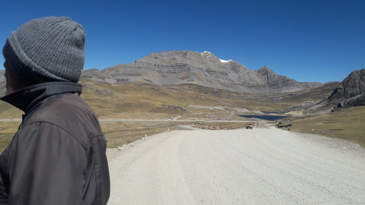 NNaydim's tweet photo. Ir al campo incluso haya que faltar a una cuantas prácticas 💪!
#Explorock SAC #CordilleraLaViuda https://t.co/a99KDPblmR