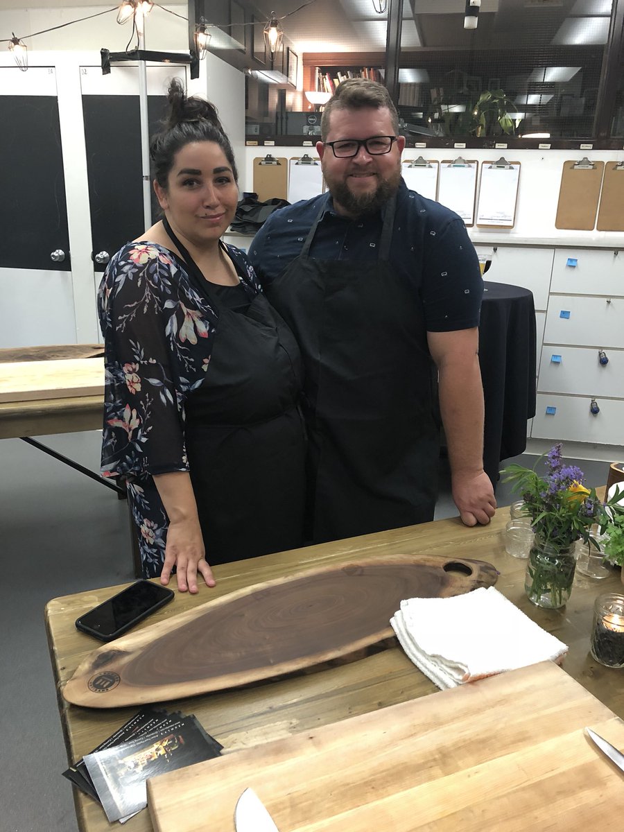 yegconvention's tweet image. Thank you @yegdate for spending this special night in the heart of our renowned kitchen! 

#yegdates #yegevents #yegeats