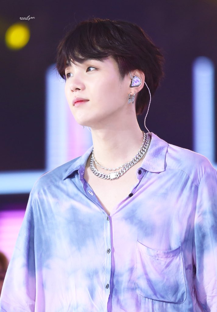 OnelYoon7's tweet photo. 180707 대만 슈퍼콘서트 
왜케 이뽀ㅠㅠㅠ천사 아닌가?ㅠㅠㅠ
#SUGA #민윤기 #슈가 #AgustD #방탄소년단 @BTS_twt https://t.co/pmbzKj6saf