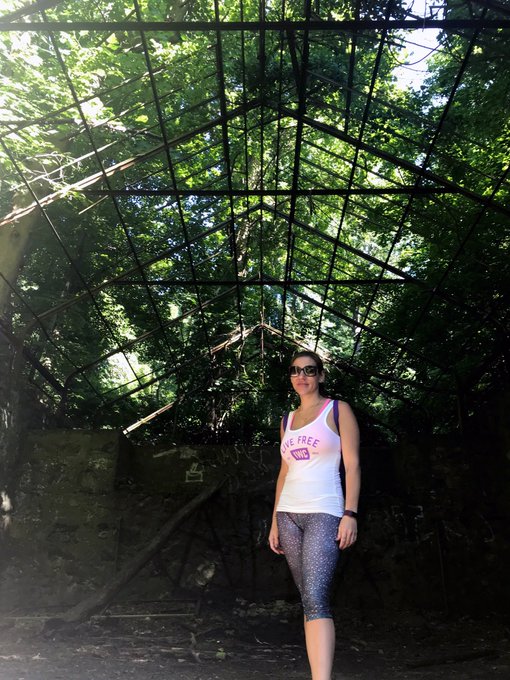 #iwcworldwide18 @iWantClips  Is hiking a hobby? I wanted to take a photo laying in my bed cuz lazy is<a href="/tag/iwcworldwide18"class="tags">#iwcworldwide18</a><a class="tags" href="/tag/iwantclips">@iwantclips</a>