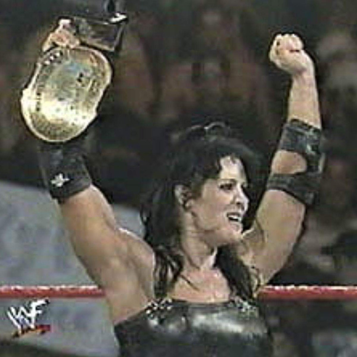 angieteamchyna's tweet photo. Chyna said she could, and she did and proved that women are just strong enough as men, and proved to herself and to everyone who said she wouldn't make it, and did it by herself #NeverGiveUponYourDreams #Fearless #BeChynaStrong #ChynaOurChampion
Angie Teamchyna #ChynaLegacy https://t.co/A0hyANofUm