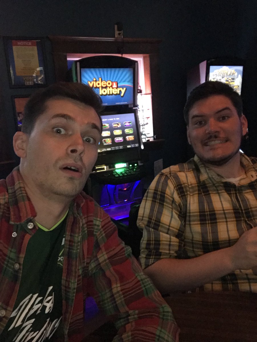 PolarXSPress's tweet photo. @SoarzTV and myself drinking boozy snow cones and watching the Timbers kick ass!! #streamerbuds #boozysnowcones https://t.co/xQOK4w108M