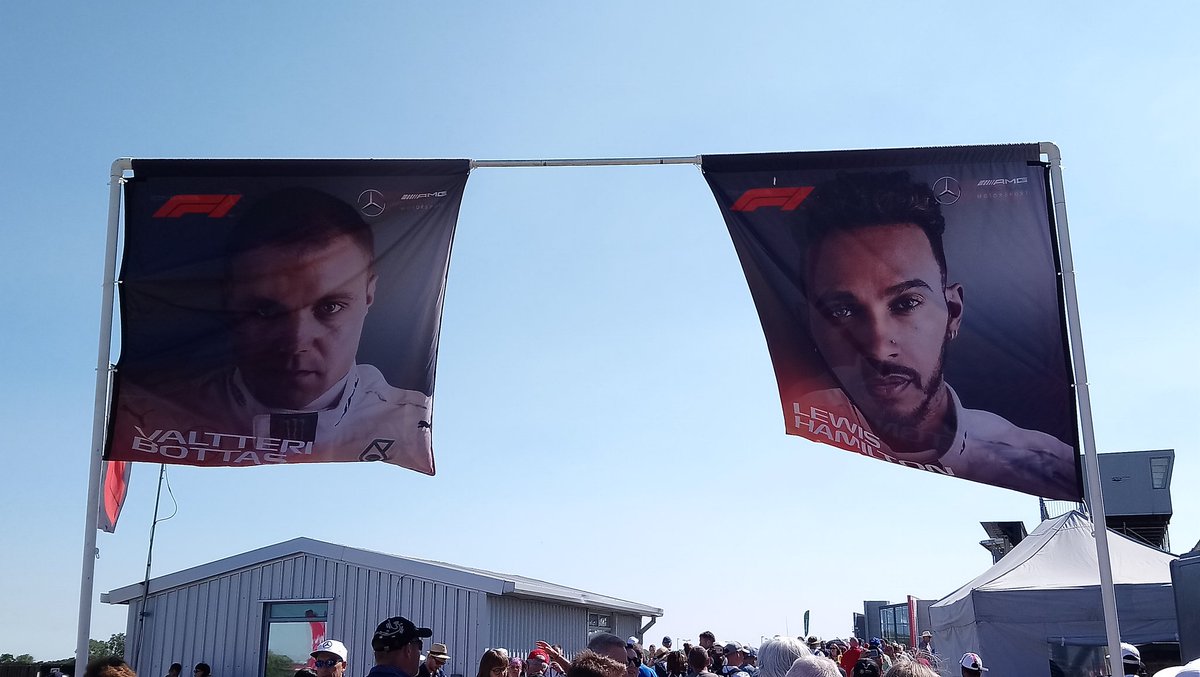 TheRealBickers's tweet image. Viewing the #BritishGP from Woodcote stand. Good view of Wellington straight, Ludfield and National Pit Straight 👌

@MissMotorsport where are viewing the race from?