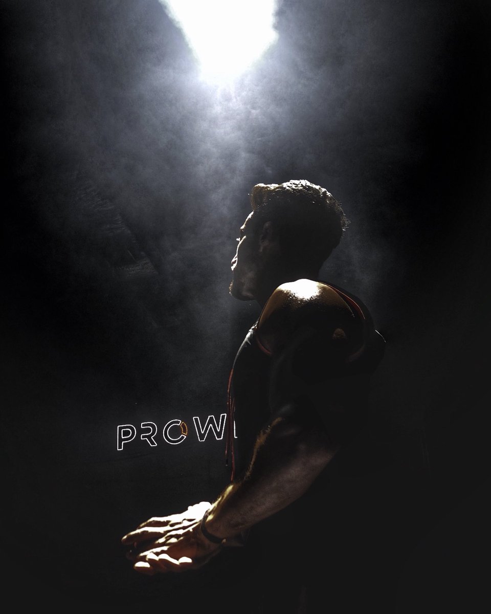 Tigerian_Annie's tweet photo. #Prowl Meaning : Move About #RestLessly And #Stealthily In Search of #Prey ... 💕
Now You Better Know The Meaning Of "PROWL"
...
Are You Ready To Move?
Lets Prowl With #TigerShroff....
@iTIGERSHROFF 💕 https://t.co/zQMKdRpSaM
