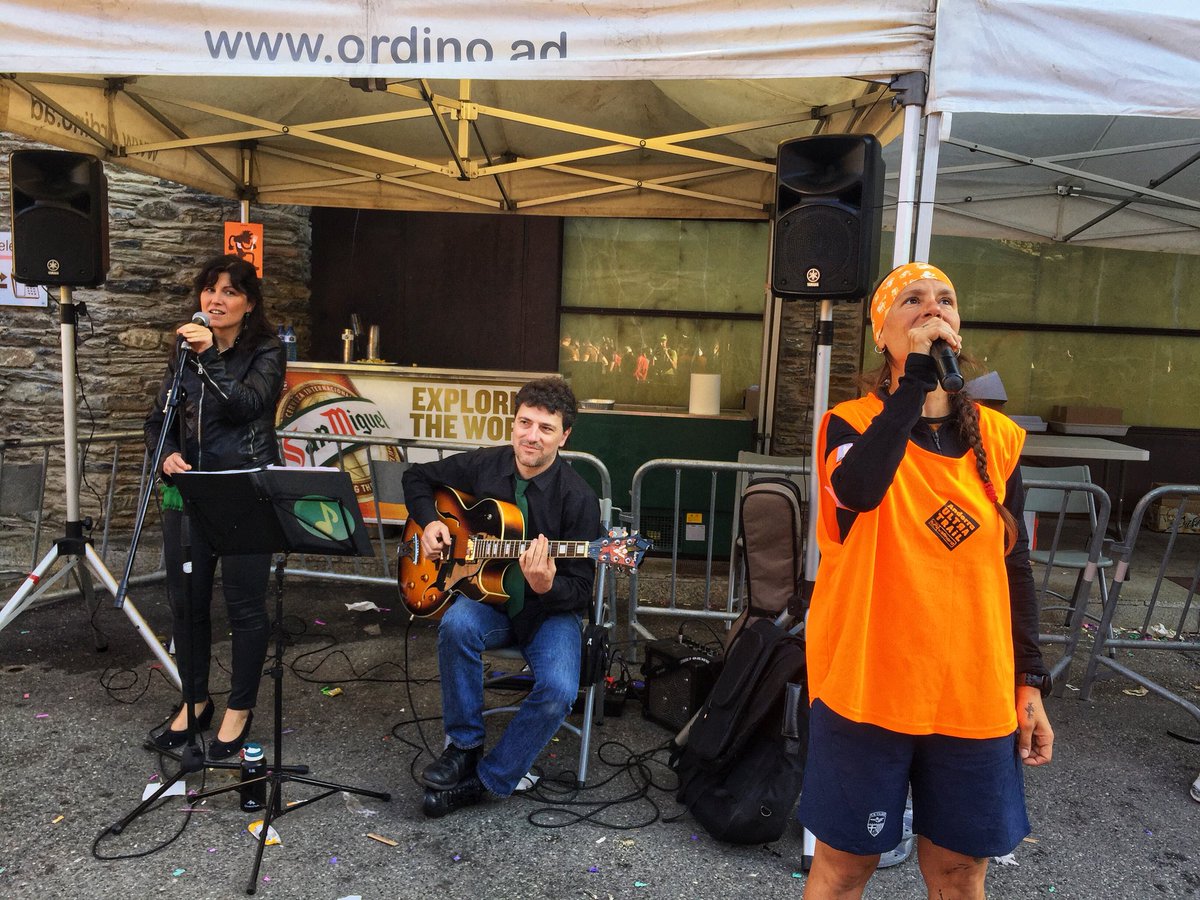 CreandSupport's tweet photo. #TrailRunning
Tot preparat a Ordino per a la sortida de la #Solidaritrail, última cursa @andorraultra a posar-se en marxa
#SupportingTrailRunning
Més de 200 #GoodVibes preparades amb molta #solidaritat https://t.co/FuUEEgJRWi