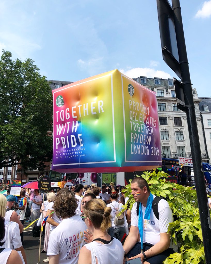 IzabelaGorecka's tweet photo. #loveislove 🌈 #LondonPride #starbuckspride #PrideinLondon #pride https://t.co/hZTClM1ZvV