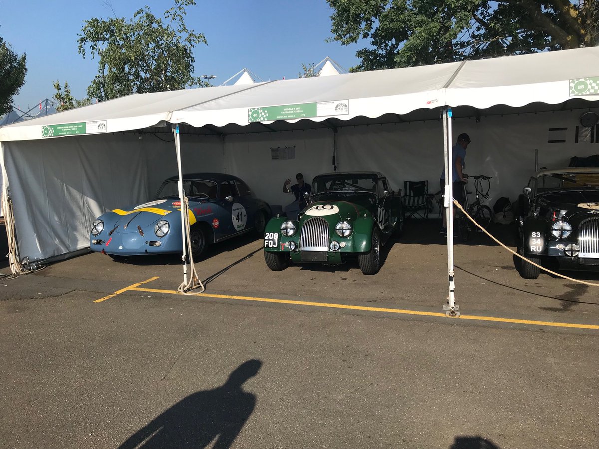 Simon King tweet media