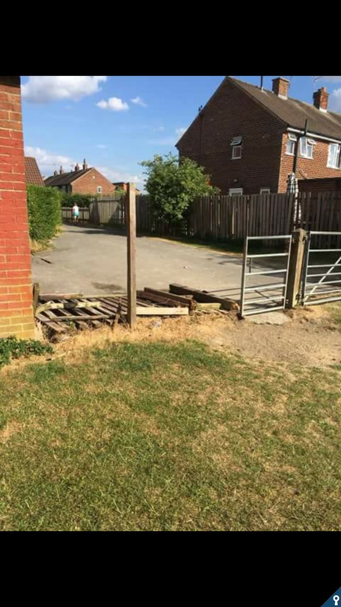 J20050's tweet photo. @PoliceMacNtPoyn following a meeting with the council and police earlier yesterday regarding antisocial behaviour and potential fencing requirements at barnaby park this photo was put on poynton news and gossip.  Further damage to the park https://t.co/z0uD46uj8U