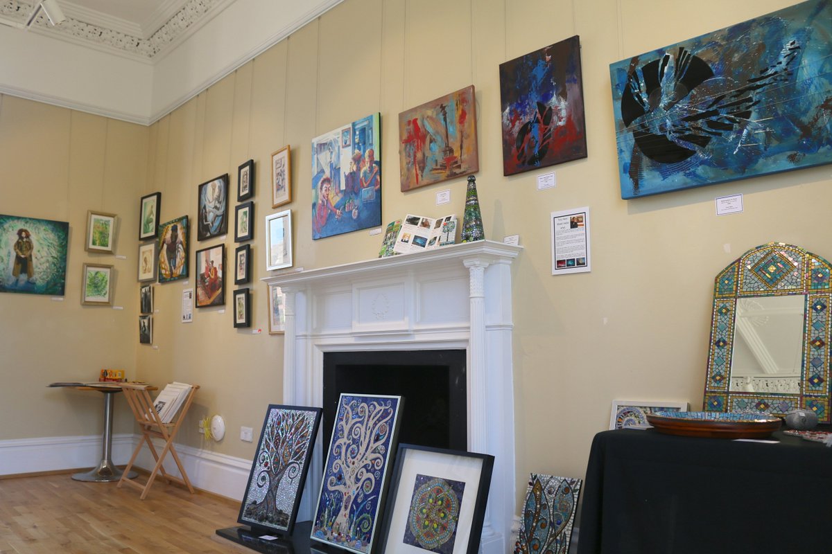 ArtofTonyNero's tweet photo. Lots of #art #paintings #mosaics #photography #greetingcards and a full team in the @pborocathedral Visitors Centre Gallery today...who's coming to see us? @munisayeed @tibbybj @SAColeArt @ArtPeterborough #PAOS2018 #Peterborough https://t.co/Sn8rzwtGMP