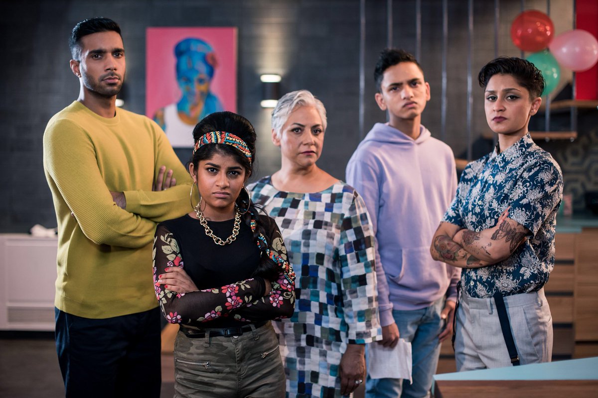 ryanfellows2's tweet photo. It was great #Hollyoaks had a #JamesFlashBack episode, reflecting back on what life was like, and... what a huge week it's been for the #Nightingales and the #Maaliks such great unmissable storylines, hats off to you all for superb and such fantastic acting!ππ
@HarveyVirdi1 https://t.co/0Hx5dobrCI