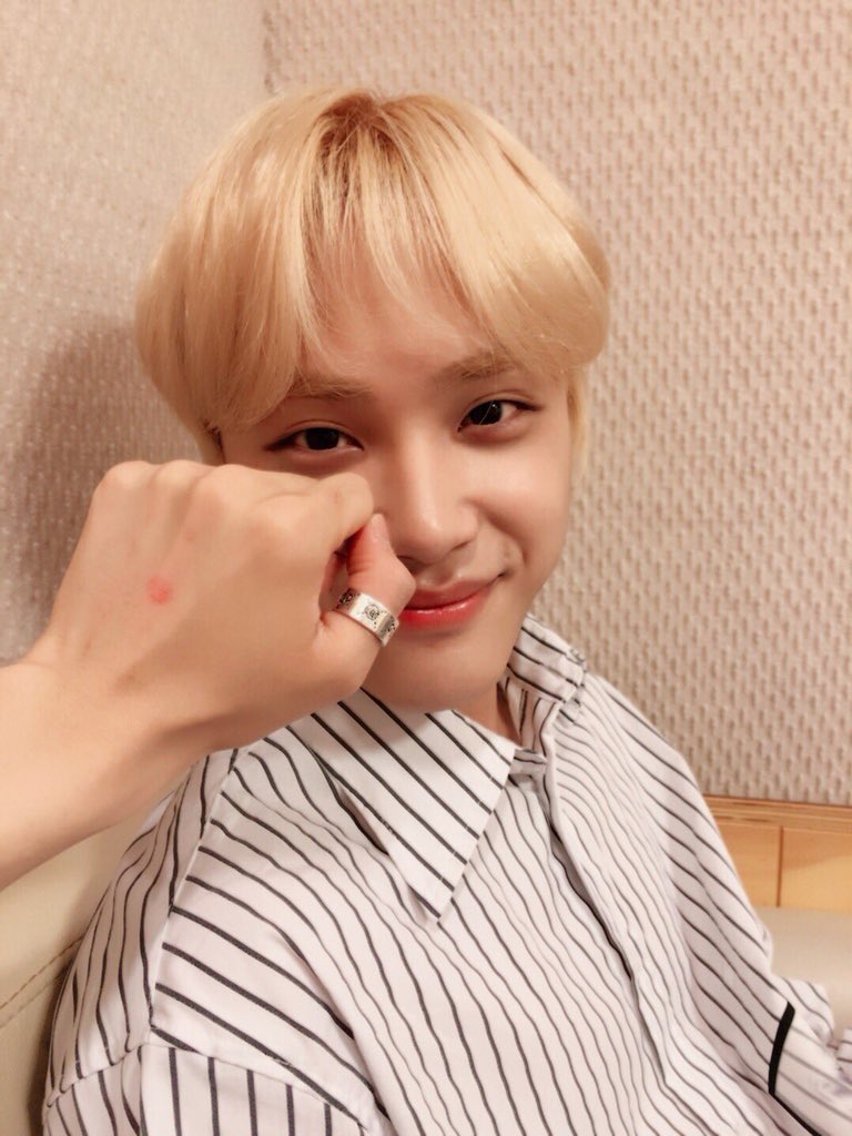 haremhaknyeon's tweet photo. แบบฟอร์มการรายงานตัวฮาเร็มฮักนยอนประจำเดือนกรกฎาคม🍉☁。สำหรับใครที่จะอยู่ต่อให้เมนชั่นใต้ทวิตนี้เลยนะครับผม! ให้เวลาตั้งแต่ 8 กค. - 10 กค. เวลา 20.00 นะครับ ให้รายงานตัวตามนี้นะค้าบ
- ชื่อบอท / ชื่อแอค / พร้อมแนบรูปฮักนยอนที่คิดว่าน่ารักที่สุดในความคิดตัวเองมาหนึ่งรูปครับ🐷🍪💛 https://t.co/pYaAzyUlCK