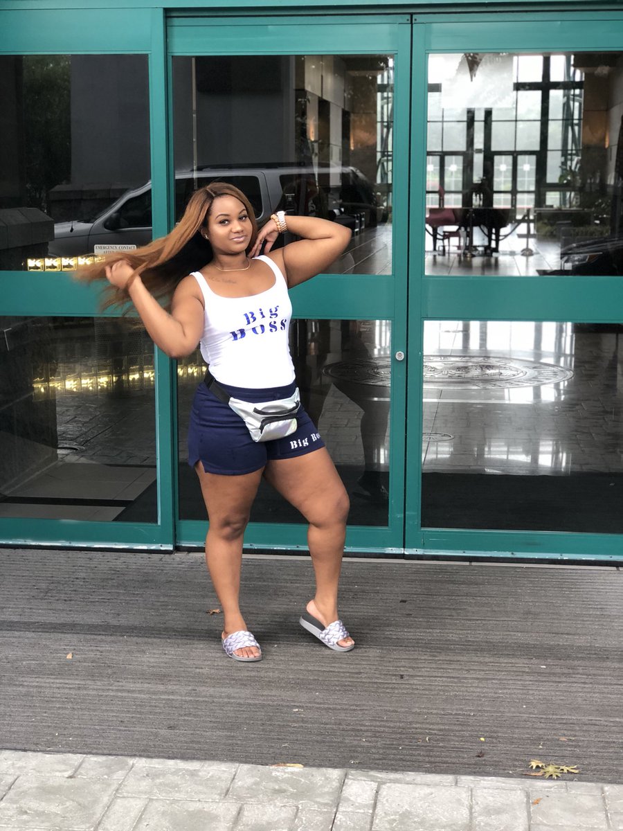 __KayFeels's tweet photo. Hoppin back on Twitter or whatever 🤗 https://t.co/vdoJgYoz5e