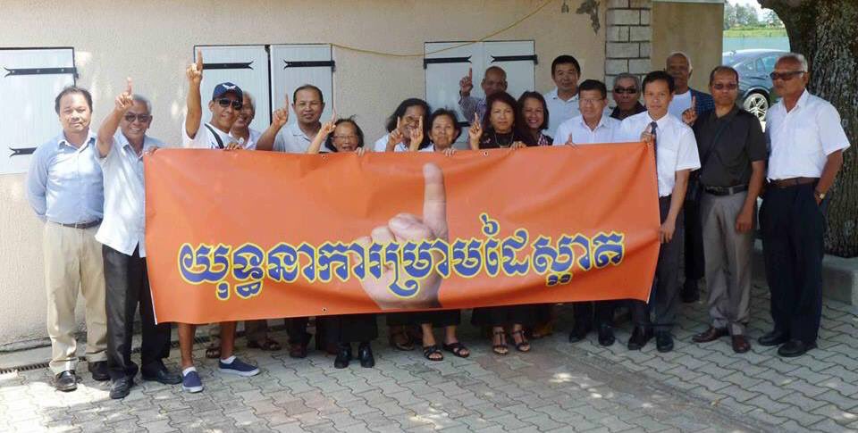 thhaimak's tweet photo. @RainsySam #CleanFinger is one of our actions to secure #Cambodia from #Dictator #HunSen @UGambini @AndreGattolin @Matteo_Angioli @ChristineMilne @vannahay @LauraHarth @WiegandEU @CeciliaWikstrom @eu_eeas https://t.co/bXbMe3OZgS