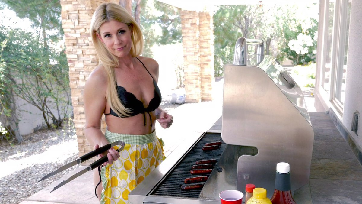 BBQ prepared by Perfect10 @MsIndiaSummer... Getting kinda hungry😋😍🥰 @Ashtonindia @LJ9891 @GT90F @V2smc100Techno @nekkron2418 @Martinp007 @HQMaster @michael95228707 @MauriceProctor @FREWF088XX @kylleer12121 @FASNIC @_duhud_ @njpd2015