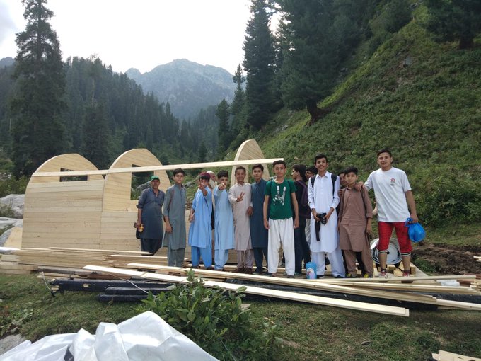 View image on Twitter