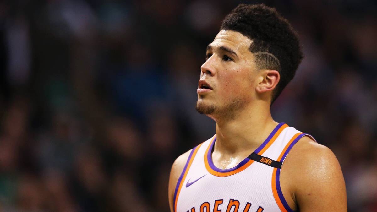 MundoMVP's tweet photo. Devin Booker, a sus 21 años, renueva con Phoenix Suns por 5 temporadas y $158M. https://t.co/MaLs4bk6UG