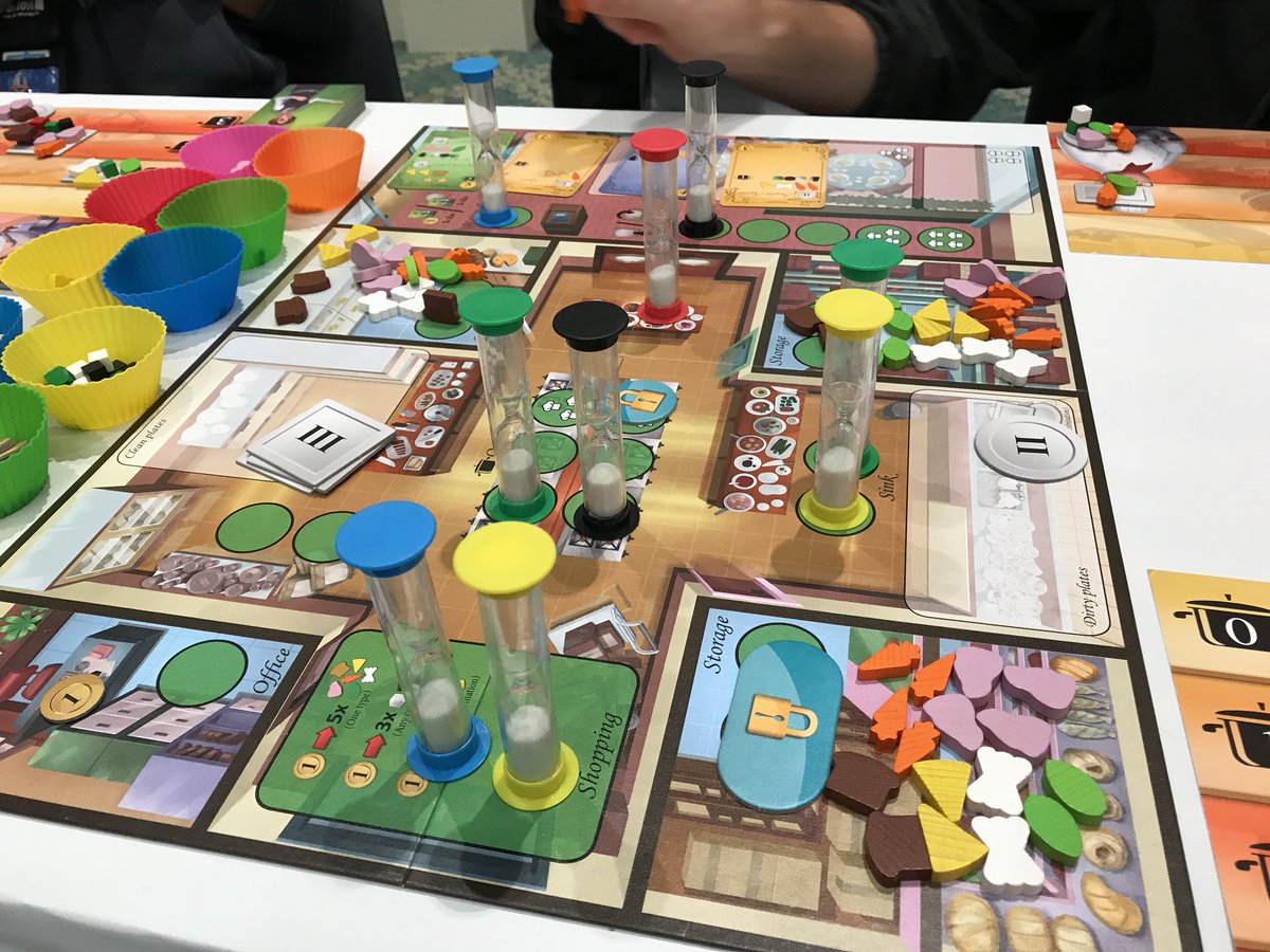 ZoomerSteve's tweet image. Was also able to sample #KitchenRush  a real time #cooperativegame by @StrongholdGames