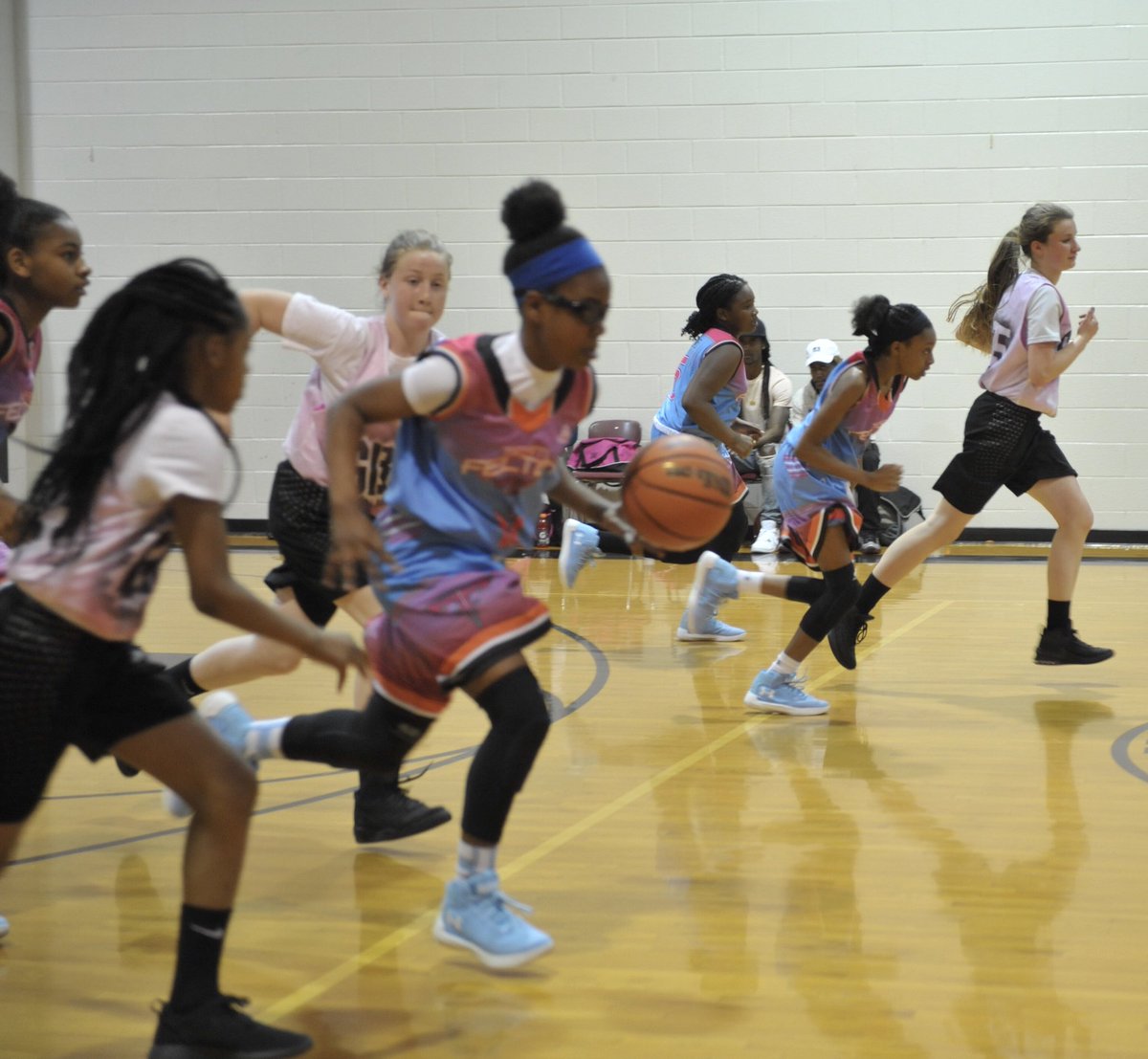 MrsScott1908's tweet photo. Another @TeamFeltonGirls season in the books. Now, the summer grind begins. Thereโs no end to the hustle when youโve got goals. #shesgotgoals #successequation https://t.co/TgUUGUHQ1r