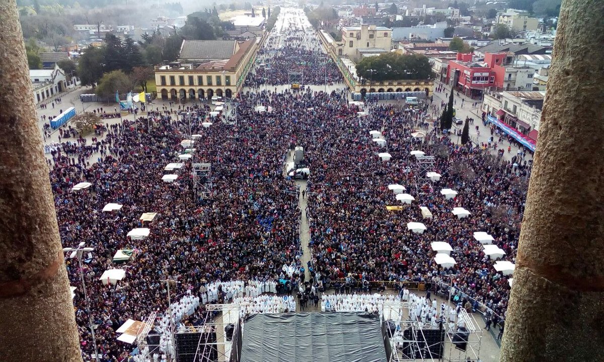 diocesisdemoron's tweet photo. #ValeTodaVida #VidaEnEsperanza en #Lujan #LujanXLas2Vidas https://t.co/faXs6ep6Fz