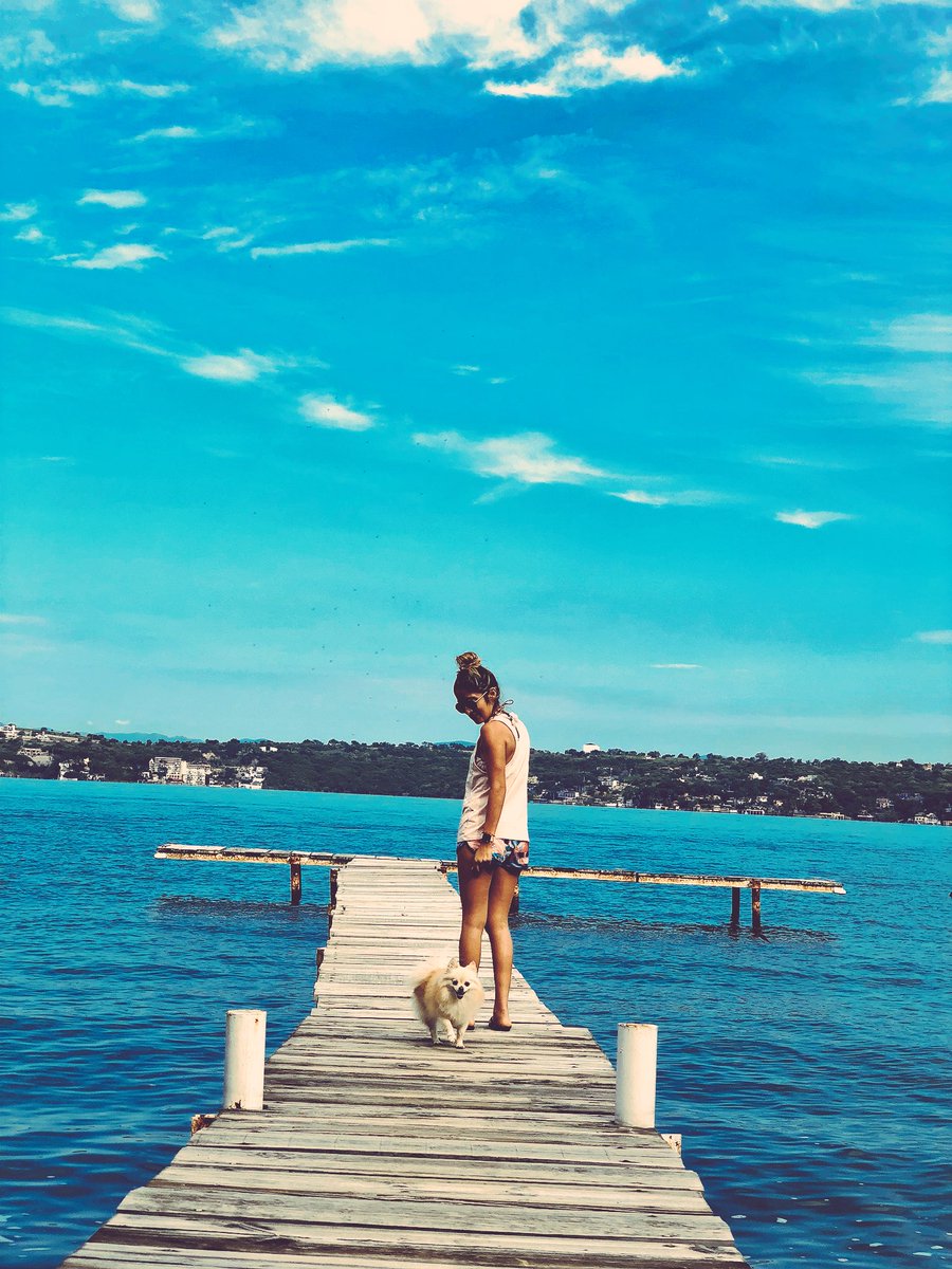 Frida_Rc's tweet photo. Cumple de Kahlo 🎂🎊🎉🏄🏽‍♀️ https://t.co/d2nt6iXcdU