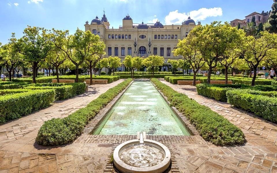 Spain_in_CH's tweet photo. #Malaga, die lebendige #Stadt mit unzähligen reizvollen Winkeln! 🤗 ☀️⛲️https://t.co/T8XZRm8t8j
#SprinInspain #coastline #holidays #Top10Spain #travel #Spainforyou #escapada #getaways #Spain #travellers #travellife #Spain
@turismodemalaga @orgullodemalaga @vivecostadelsol https://t.co/0KhGZ1ZYX9