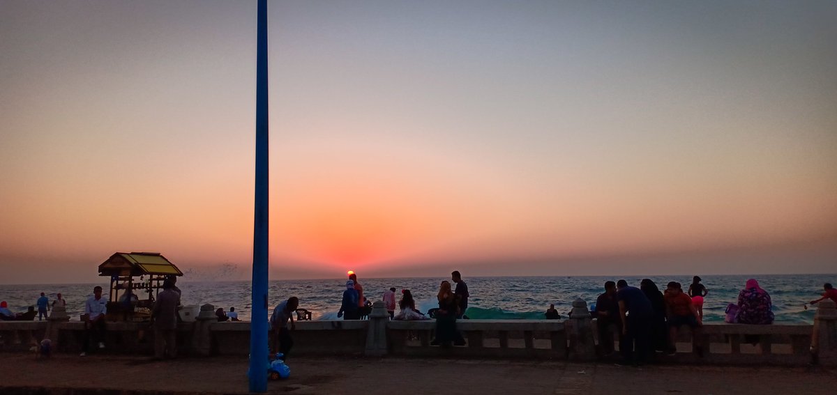 7ouda_w_bs's tweet image. #zeroedit
يا اسكندرية