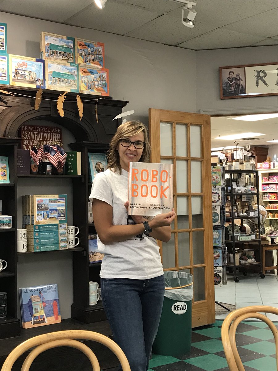 gotagoodbook's tweet photo. Storytime at our favorite bookstore #browseaboutbooks #robosauce transforms into #robobook. @Rubingo is extra clever with this book. https://t.co/bQiLMQiylc
