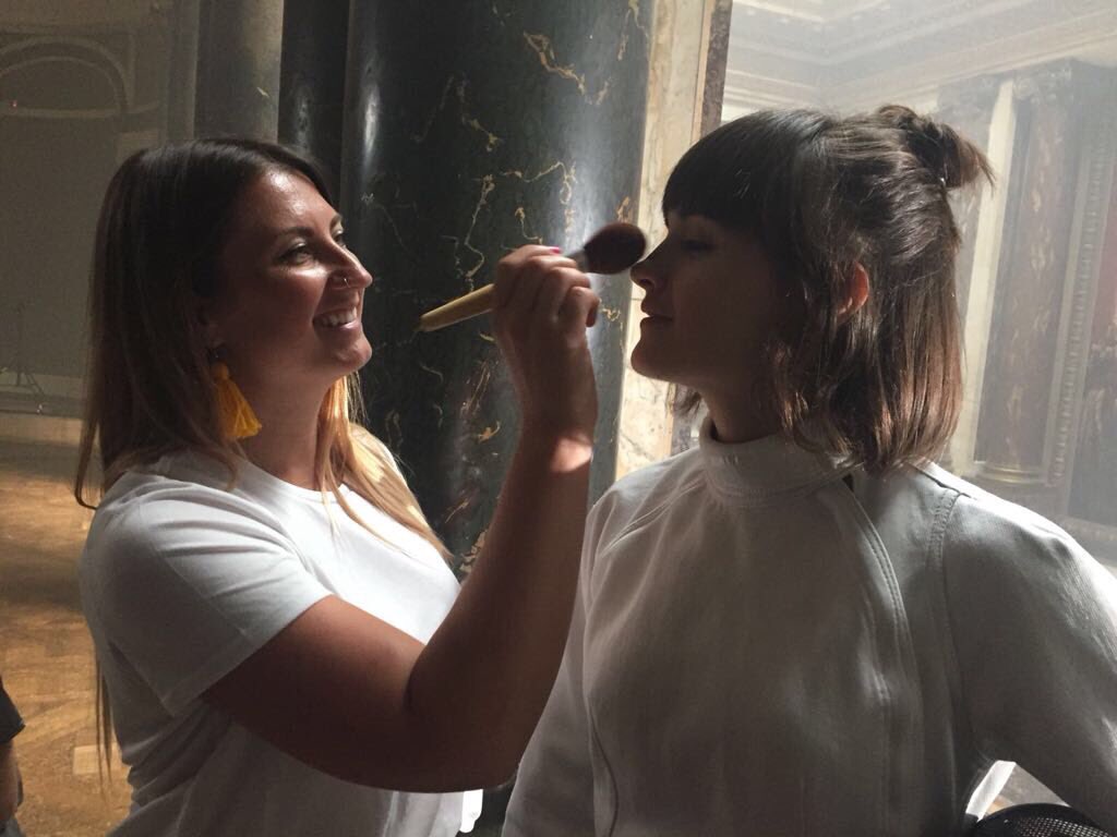 hannahcbristow's tweet photo. Dreamlife on set cont... 📽🤺🇬🇧@Save_Oldway #LoveSwords #fencing w/ @oh_lovers + https://t.co/2aNWByOrnW + the top-of-game Abagael Black (U16 GB) 💖 https://t.co/QriQbGsQ3N