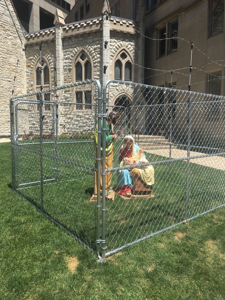 GLeitzan's tweet photo. @johnpavlovitz This is in Indianapolis https://t.co/bCsw1wTf3i