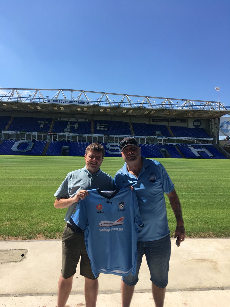 It’s been a good morning at the @theposhofficial kit launch! Even met a Posh fan over from Australia!