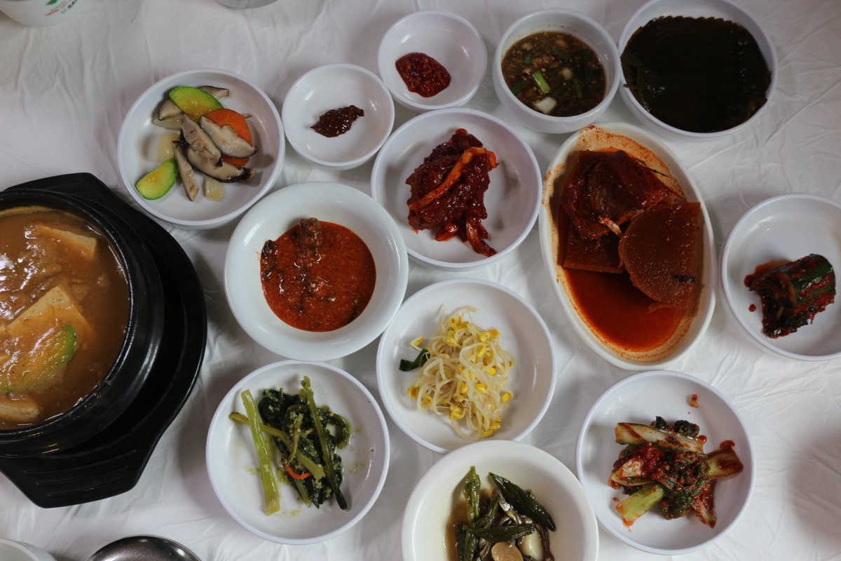 kkssrin's tweet photo. #전남화순_당일치기
#여름휴가 가기 좋은 전남 화순
10월에 열릴 #화순국화향연 함께!
#화순_서유리_공룡발자국_화석단지
#물염적벽 #연둔리숲정이 #운주사지 #천불천탑
#화순고인돌유적 #세량지 #빛고을회관
아름다운 자연과 풍경을 볼 수 있는 곳!
#전남화순 #여행 #전남여행 #여름휴가 #놀러가자 https://t.co/nKeetjWoYU