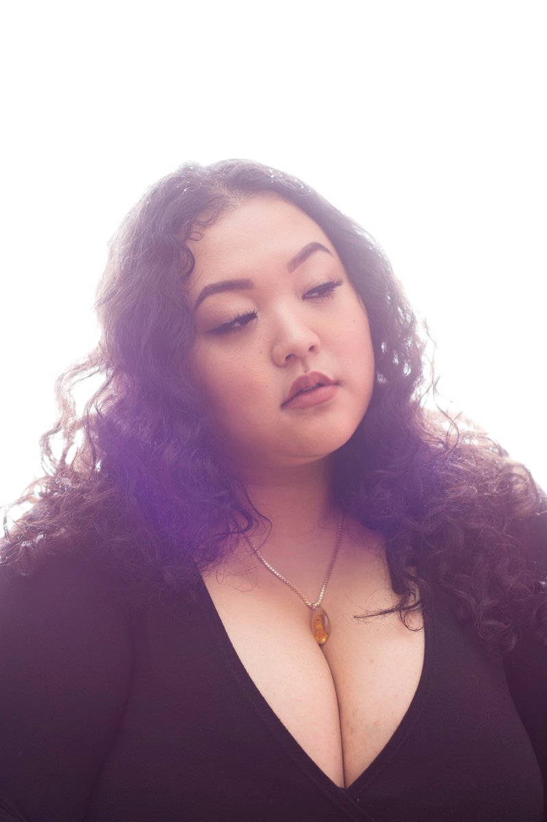 FTDMagazine's tweet photo. @ReinaCastles for @FTDMagazine https://t.co/LHSWsVF9UO