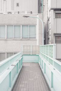 Lawson_Robb's tweet photo. Pedestrian overpass in Arakawa, Tokyo © Jan Vranovský, 2016 | Beautifully simple aesthetic #CuratedbyLR #interiorinspiration #interiorinspiration #japanesedesign https://t.co/D0anRjliF0