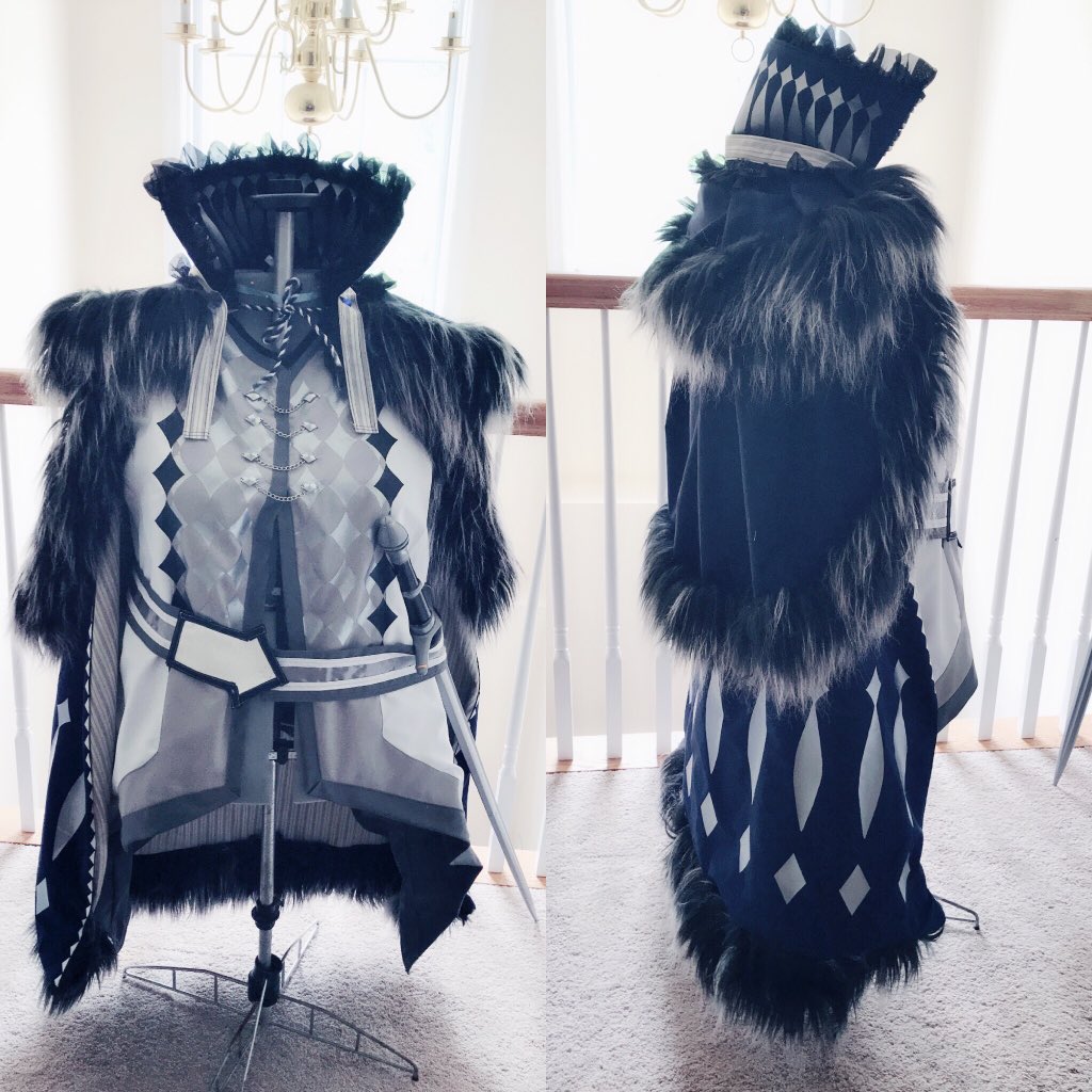 kthmcos's tweet photo. Aaaand the Gaku to go with my Tenn ichibankuji! Ah, it’s time for a break now, maybe... #idolish7 #i7 #trigger #yaotomegaku #cosplay https://t.co/duLylOxgEK