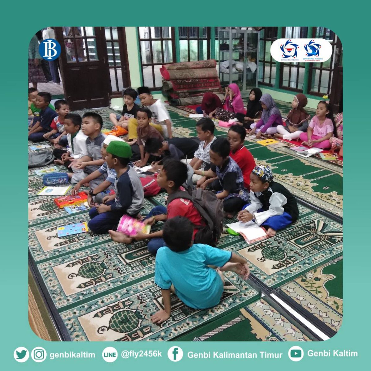 GenbiKaltim's tweet photo. [08 Juli 2018]

-GenBI Komisariat Universitas Mulawarman-

Telah terlaksana kegiatan Rumah Belajar yang perdana. Adapun materi yang disampaikan pada agenda tersebut yaitu: materi tentang kebanksentralan, mengenal Bank Indonesia, ciri-ciri keaslian uang rupiah kepada adik-adik. https://t.co/ld9yIeS45h