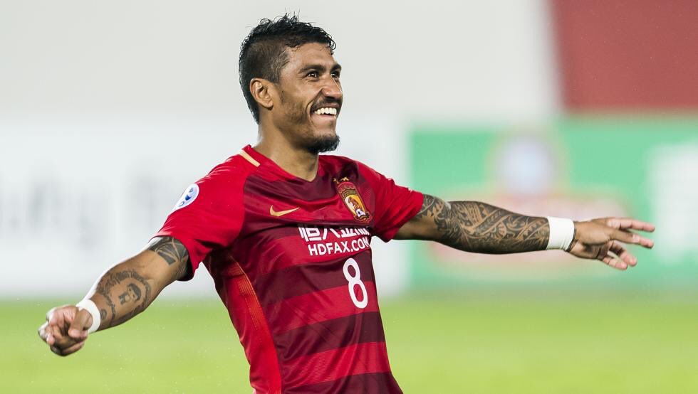 BenCrump84's tweet image. He's off! #Paulinho's one, incredible season with @FCBarcelona is coming to an end after he accepted a return to Guangzhou Evergrande #LLNUK