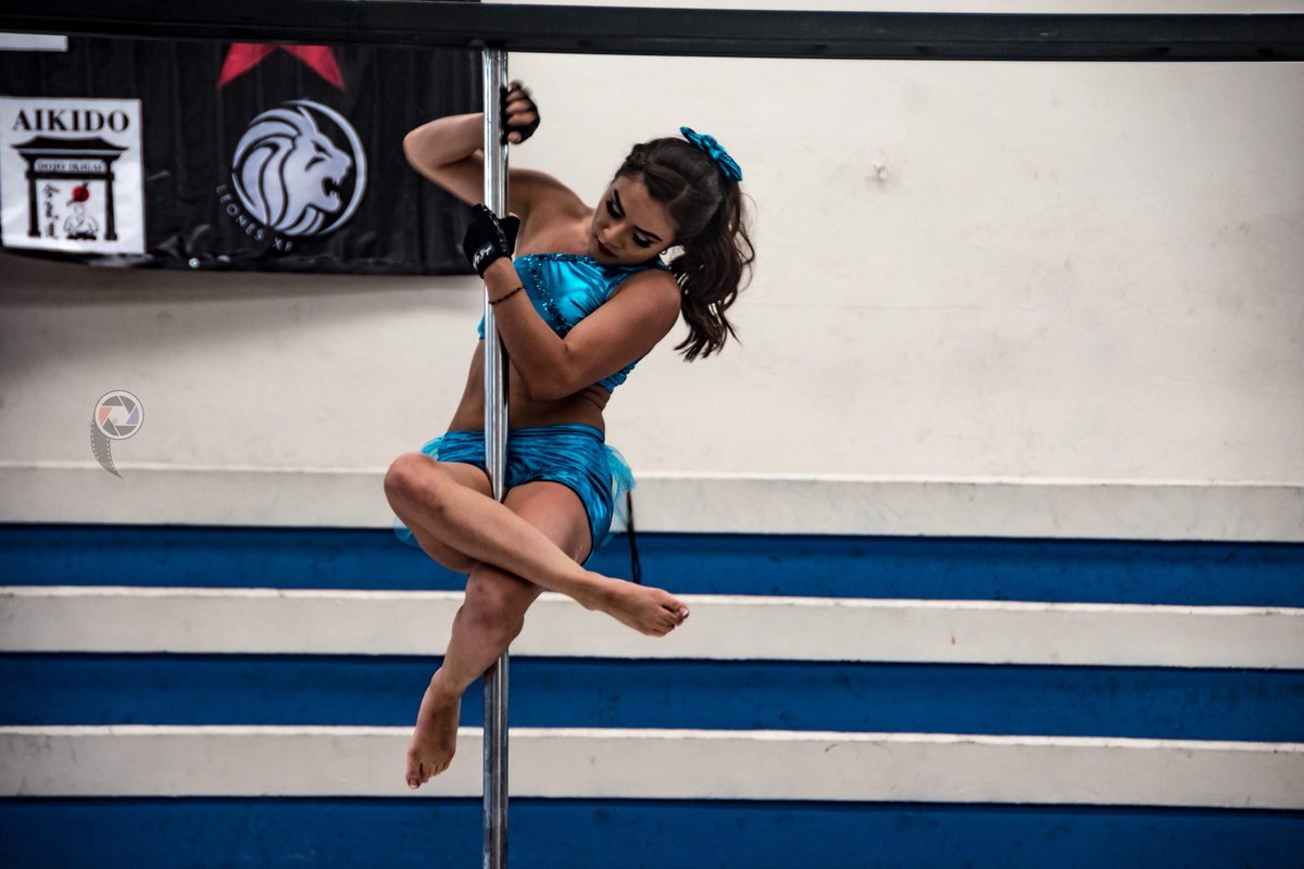 puga_media's tweet image. #pooldance #cdmadero #girl #strongwoman #beuty #México -#mx #tampico #tam #nikon #nikon_photography