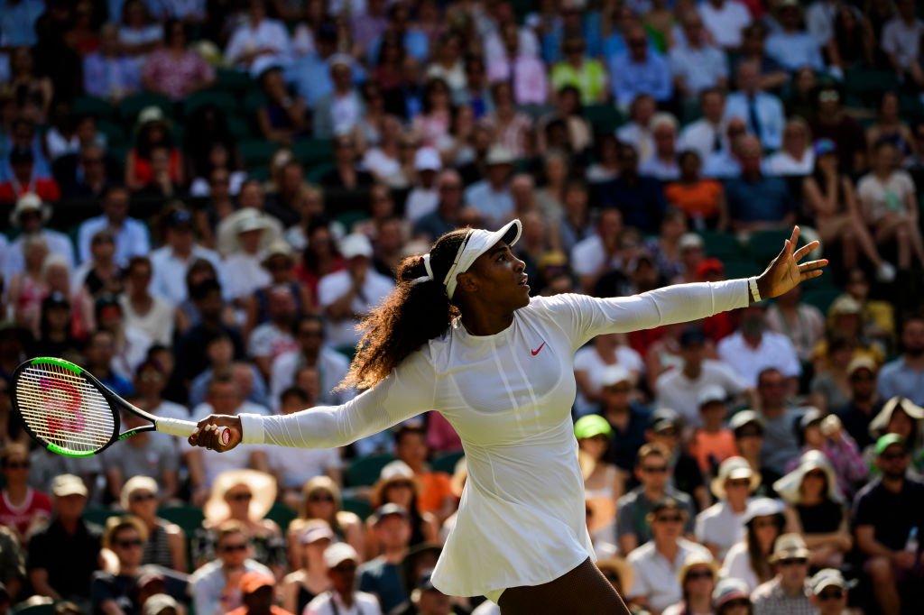 BBCSport's tweet photo. Roger Federer ✅
Rafael Nadal ✅
Serena Williams ✅ 

'Manic Monday' at #Wimbledon is pure box office. 

More: https://t.co/zelXZoXtft https://t.co/VqUkwSpcPz