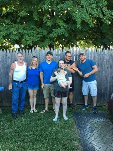 murphyliss's tweet photo. Loved yesterday's BBQ with some of my people...  ❤💙💚 #PAtoCO2018 #movingacrossthecountry #goingawayparty #Trainifamily https://t.co/LYaKsbIMCN