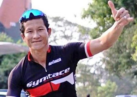 TheRickyDavila's tweet image. This is Thai Navy Seal Saman Gunan. He died whilst helping to prepare oxygen for the 12 boys and their coach. Remember this hero. 🙏 #ThaiCaveRescue