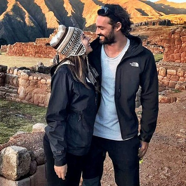 BrecoSan's tweet image. &quot;Y cuando vi su sonrisa, lo supe. Esa era la sonrisa que quería ver siempre al despertar durante el resto de mi vida.&quot; 😍💕💘🤤🙏 Buenos días!!!!Buen domingo!! #CompañerosDeVida #AmorBonito #AnaBreco #IvanSanchez #PerfectCouple @anabreco @ivansanchezz_