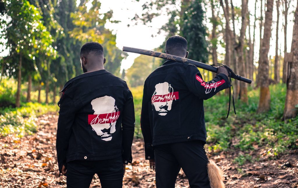 kulaperry1's tweet photo. Dear Twitter. I need your Magic. I am a Young Ghanaian Fashion Designer and Celebrity Stylist. Our Quest is to Raise a Fearless Generation. These are some of my Work. ALL I NEED is a RETWEET. My next customer might be on your timeline. For God and For Country.

Kindly Retweet https://t.co/sjhtxW1RFa
