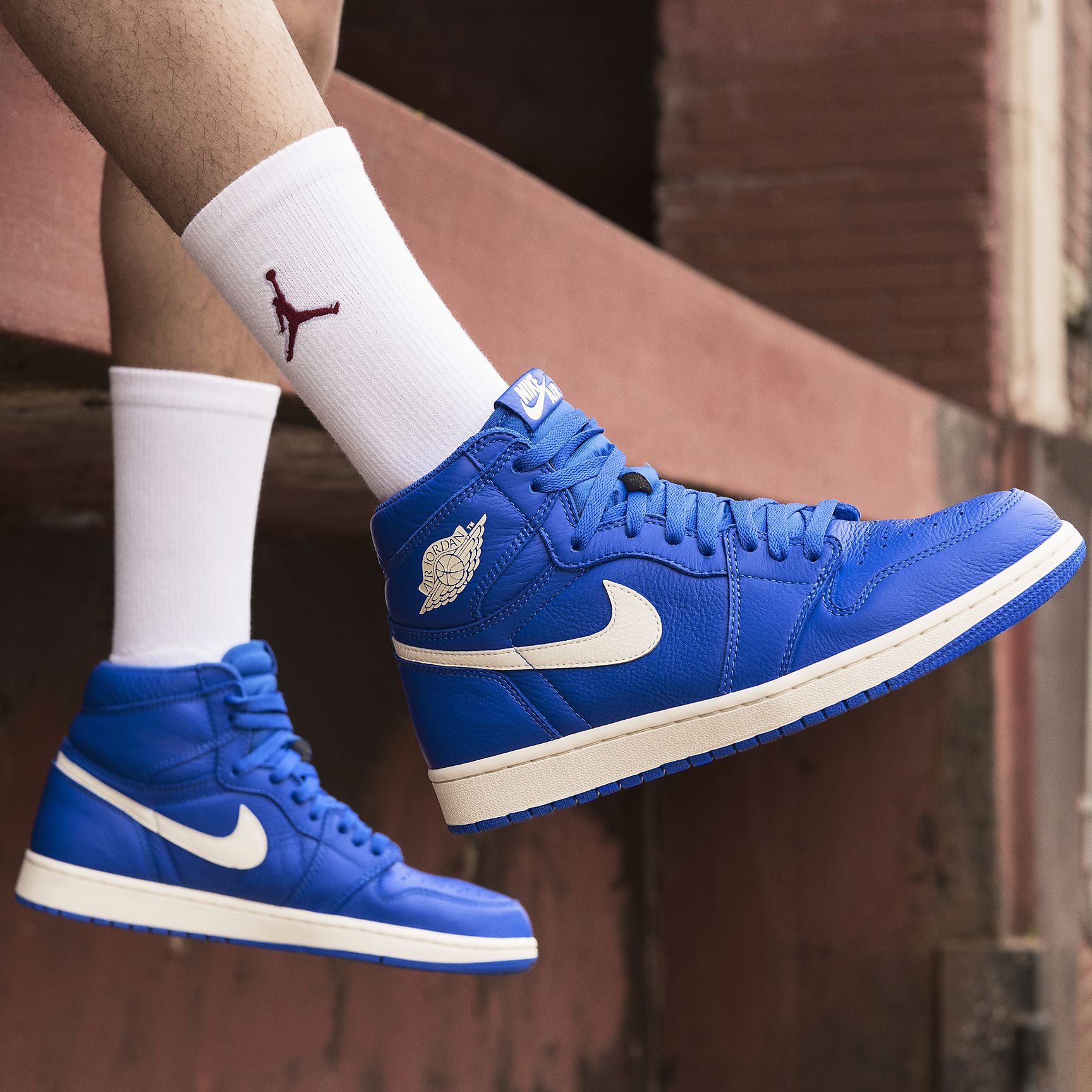 foot locker jordan hyper royal