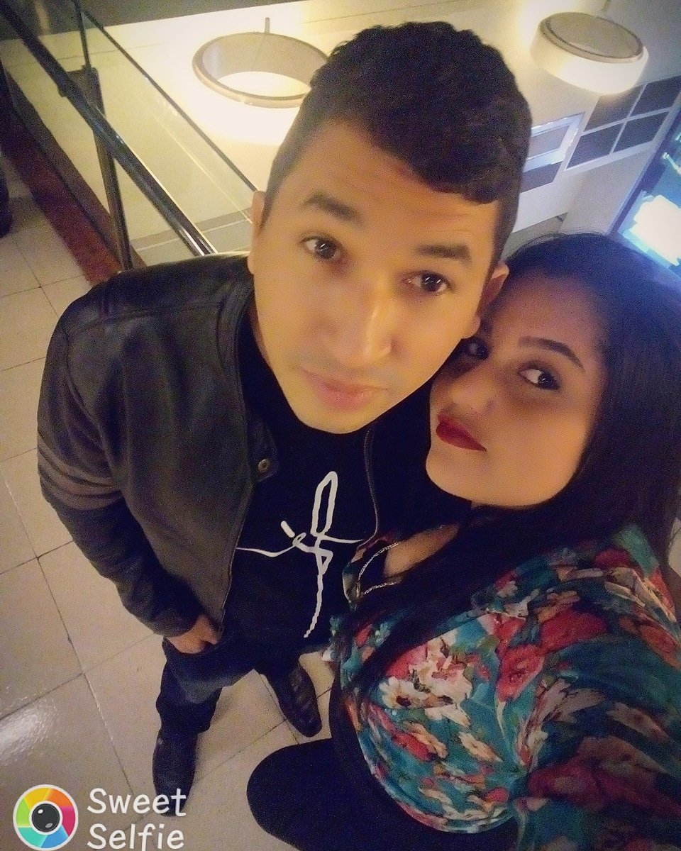 Danielca45's tweet image. Há coisas que Não pode deixar para depois,uma delas é o amor 💞😉😎